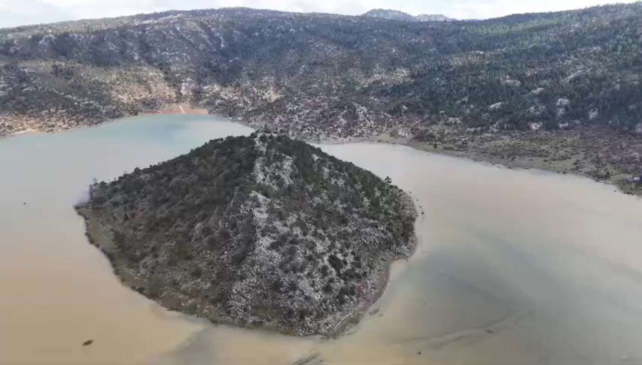 Konya’da şaşırtan görüntü! Gören Meke Gölü sandı 5